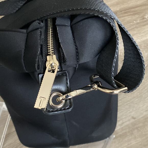 Ted Baker London Roseiee Ruffle Large Tote Black Crossbody Strap - Picture 12 of 15